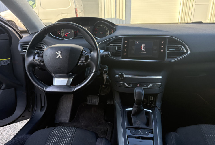 Peugeot 308 Allure 130 cv Boite Auto EAT6 * Entretien Complet Peugeot Moteur Neuf * Dashcam Av & AR