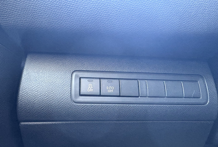 Peugeot 308 Allure 130 cv Boite Auto EAT6 * Entretien Complet Peugeot Moteur Neuf * Dashcam Av & AR