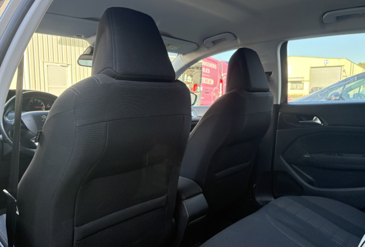 Peugeot 308 Allure 130 cv Boite Auto EAT6 * Entretien Complet Peugeot Moteur Neuf * Dashcam Av & AR