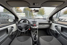 Toyota Aygo 1.0 68 CH / CONFORT / CLIM