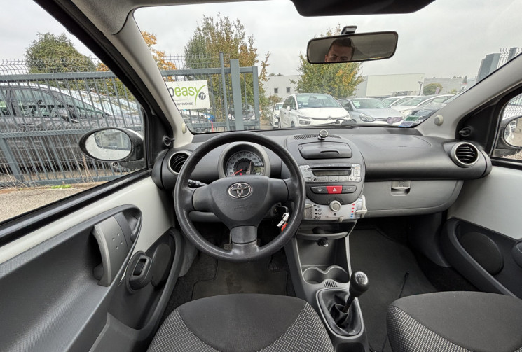 Toyota Aygo 1.0 68 CH / CONFORT / CLIM