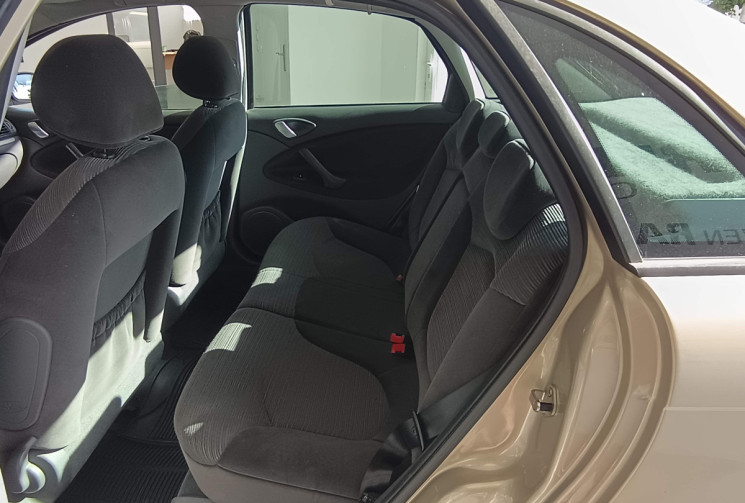 Citroën C5 I P.2 1.6 HDi16v SUSPENSION HYDRAULIQUE VIDANGE/ FILTRATION/DISTRIBUTION ET PAE RECENTES 