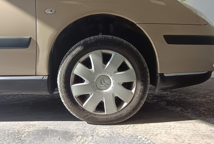 Citroën C5 I P.2 1.6 HDi16v SUSPENSION HYDRAULIQUE VIDANGE/ FILTRATION/DISTRIBUTION ET PAE RECENTES 