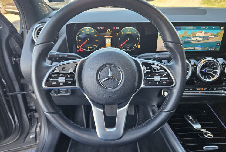 Mercedes GLA 200D 2.0 150 8G-DCT PROGRESSIVE LINE FULL OPTIONS