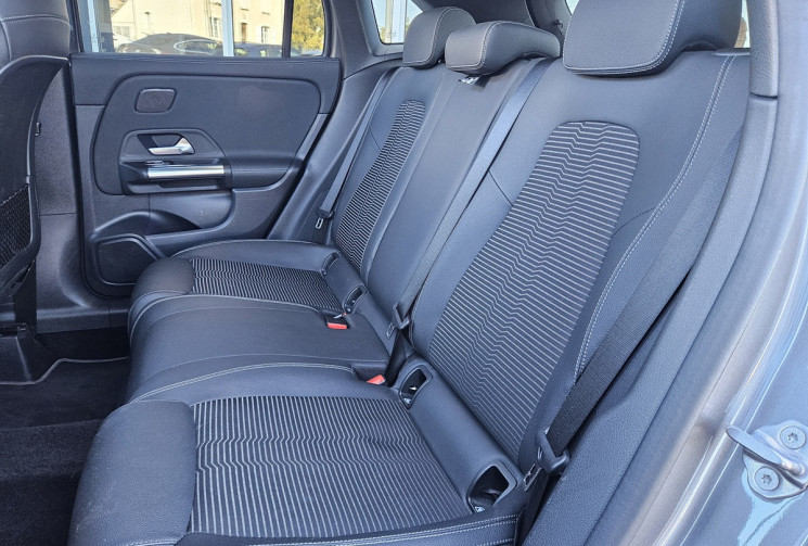 Mercedes GLA 200D 2.0 150 8G-DCT PROGRESSIVE LINE FULL OPTIONS