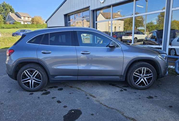 Mercedes GLA 200D 2.0 150 8G-DCT PROGRESSIVE LINE FULL OPTIONS