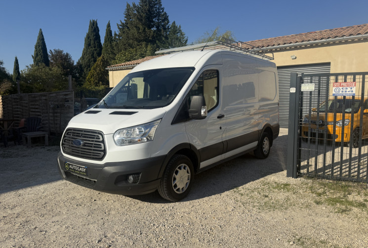 Ford Transit L2H2 2.0 EcoBlue 130cv // ATTELAGE / CARPLAY / CAMERA DE RECUL / GALERIE // PAS DE TVA