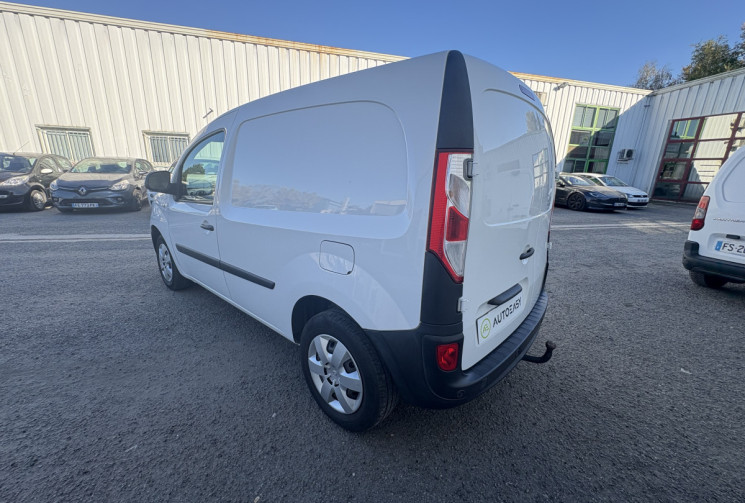 Renault Kangoo 95 cv 1.5 Blue dCi Extra R-Link * Attelage * Radars * Ecran * Très bon état