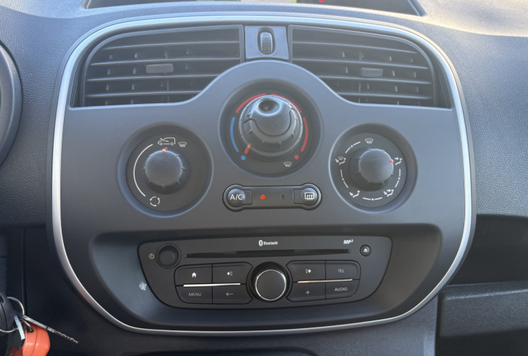 Renault Kangoo 95 cv 1.5 Blue dCi Extra R-Link * Attelage * Radars * Ecran * Très bon état