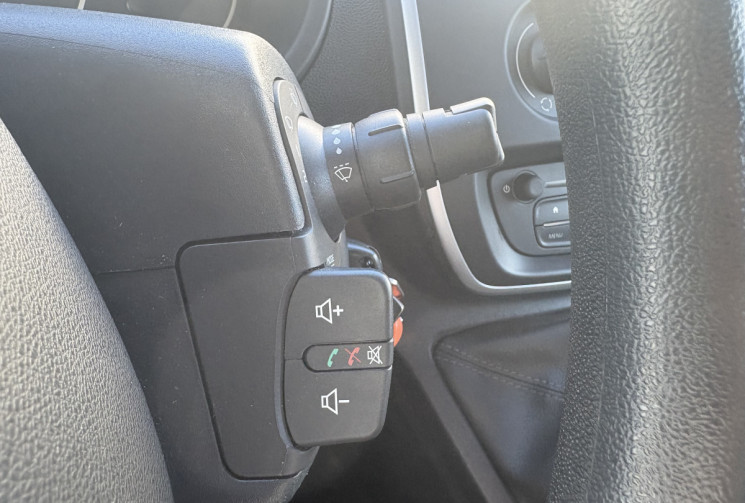 Renault Kangoo 95 cv 1.5 Blue dCi Extra R-Link * Attelage * Radars * Ecran * Très bon état