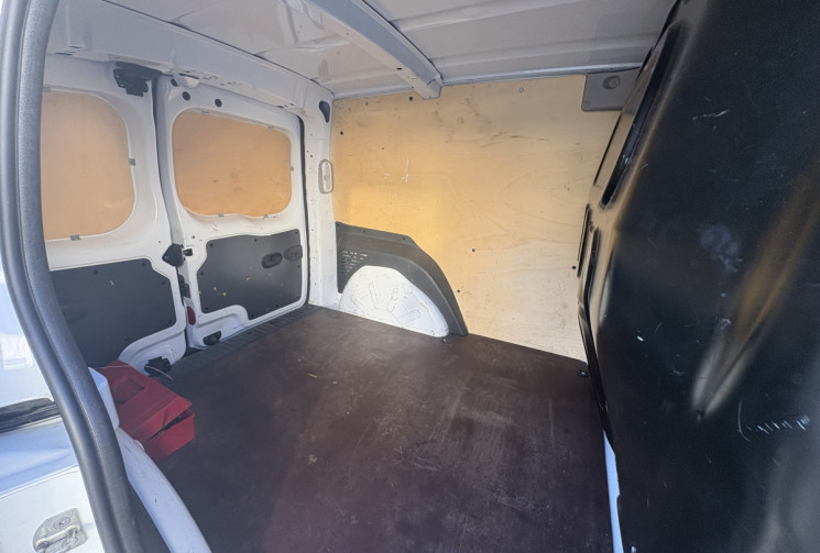 Renault Kangoo 95 cv 1.5 Blue dCi Extra R-Link * Attelage * Radars * Ecran * Très bon état