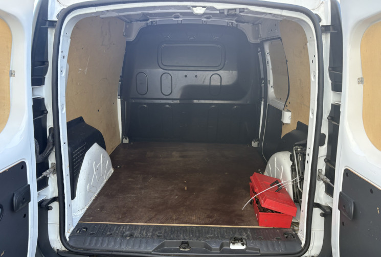 Renault Kangoo 95 cv 1.5 Blue dCi Extra R-Link * Attelage * Radars * Ecran * Très bon état
