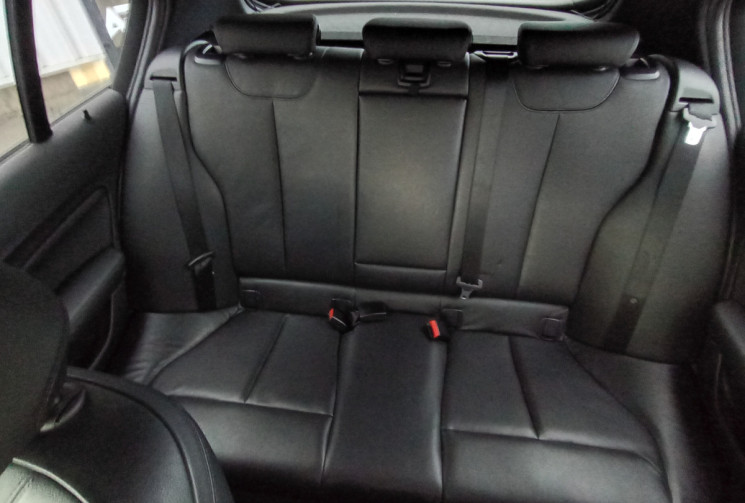 BMW Série 1 125 D PHASE II * PACK M SPORT 