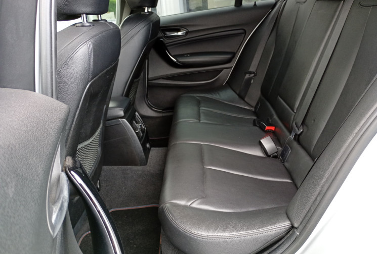BMW Série 1 125 D PHASE II * PACK M SPORT 