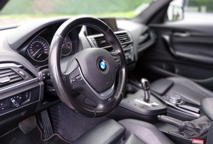 BMW Série 1 125 D PHASE II * PACK M SPORT 