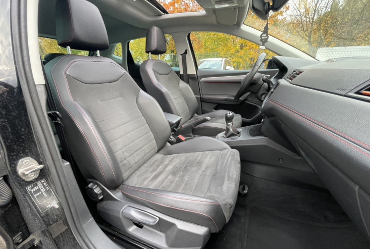 SEAT Ibiza 1.0 EcoTSI 115 ch FR/ Apple CarPlay / Toit Ouvrant/ Sièges alcantara SEAT Ibiza 1.0 EcoTSI 115 ch FR/ Apple CarPlay / Toit Ouvrant/ Sièges alcantara