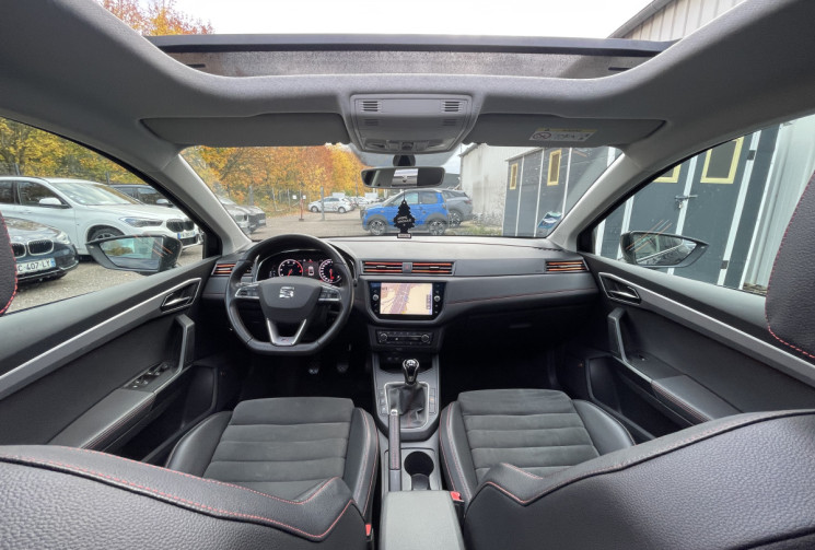 SEAT Ibiza 1.0 EcoTSI 115 ch FR/ Apple CarPlay / Toit Ouvrant/ Sièges alcantara SEAT Ibiza 1.0 EcoTSI 115 ch FR/ Apple CarPlay / Toit Ouvrant/ Sièges alcantara