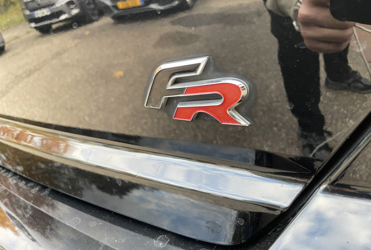 SEAT Ibiza 1.0 EcoTSI 115 ch FR/ Apple CarPlay / Toit Ouvrant/ Sièges alcantara SEAT Ibiza 1.0 EcoTSI 115 ch FR/ Apple CarPlay / Toit Ouvrant/ Sièges alcantara