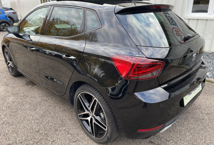 SEAT Ibiza 1.0 EcoTSI 115 ch FR/ Apple CarPlay / Toit Ouvrant/ Sièges alcantara SEAT Ibiza 1.0 EcoTSI 115 ch FR/ Apple CarPlay / Toit Ouvrant/ Sièges alcantara
