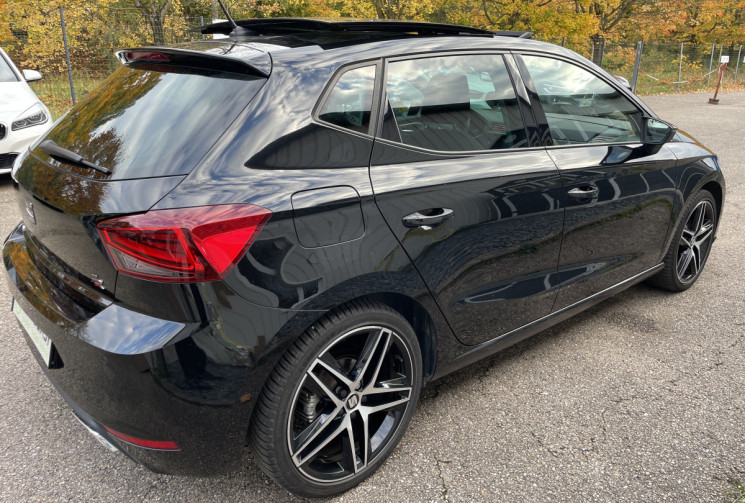 SEAT Ibiza 1.0 EcoTSI 115 ch FR/ Apple CarPlay / Toit Ouvrant/ Sièges alcantara SEAT Ibiza 1.0 EcoTSI 115 ch FR/ Apple CarPlay / Toit Ouvrant/ Sièges alcantara