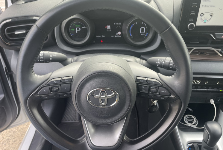 Toyota Yaris  1.5 VVTI DESIGN / BOITE AUTO / HSD Hybrid 116 / 1ERE MAIN / ENTRETIEN TOYOTA