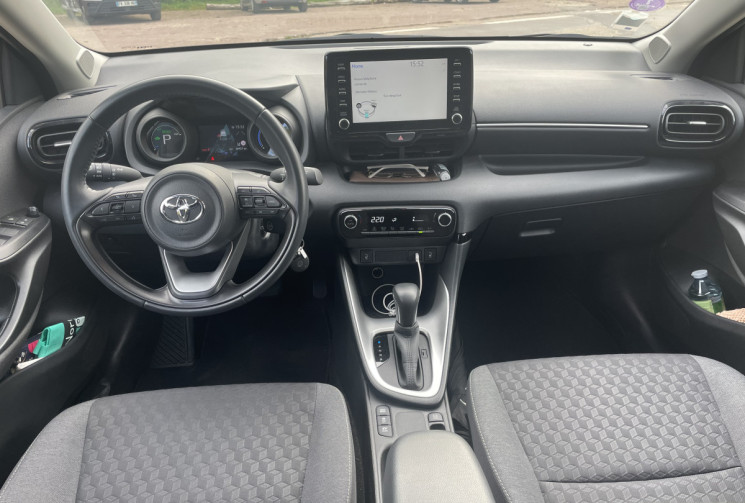 Toyota Yaris  1.5 VVTI DESIGN / BOITE AUTO / HSD Hybrid 116 / 1ERE MAIN / ENTRETIEN TOYOTA