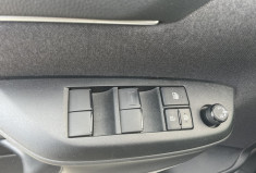 Toyota Yaris  1.5 VVTI DESIGN / BOITE AUTO / HSD Hybrid 116 / 1ERE MAIN / ENTRETIEN TOYOTA