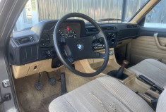 BMW SERIE 7 BMW 728 Carburateur – Édition rare de collection (1978 / immatriculée 1980)