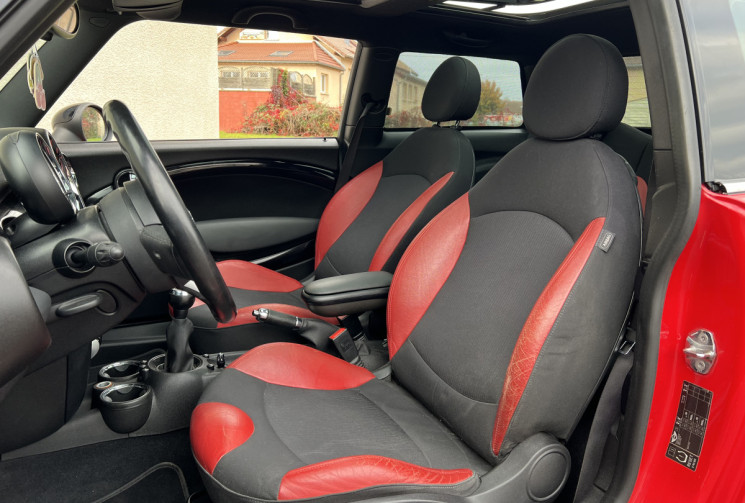 Mini Cooper 2 (R56) Cooper S JOHN COOPER WORKS 1.6 i  Turbo 211 CH