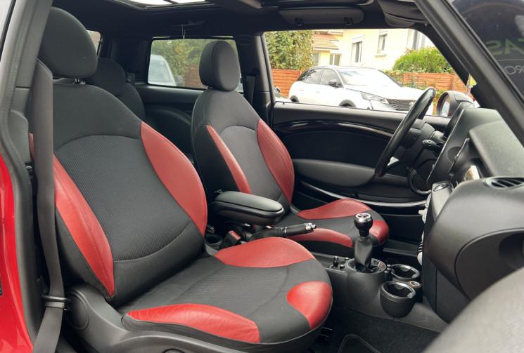Mini Cooper 2 (R56) Cooper S JOHN COOPER WORKS 1.6 i  Turbo 211 CH