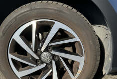 Volkswagen Golf 1.0 TSI 115 CONNECT * CarPlay / Caméra de recul / Rétro rabatable