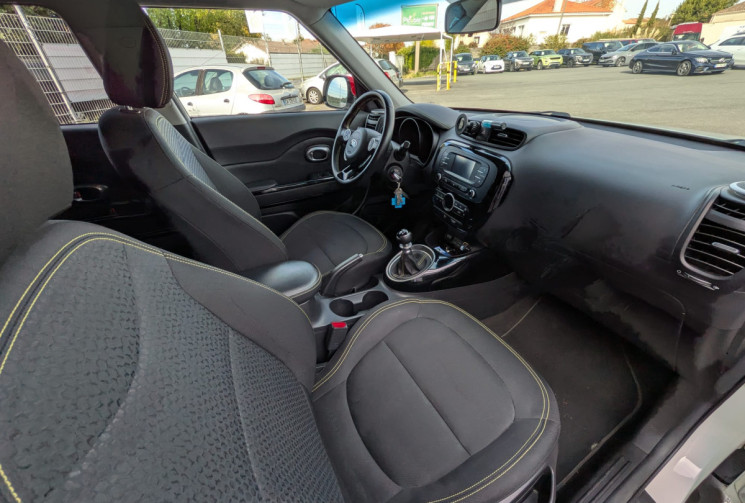 Kia SOUL II 1.6 CRDI  136 ACTIVE / MOTEUR A CHAINE / GARANTIE 12 MOIS.