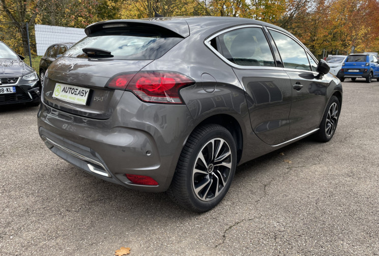 DS DS 4 Crossback 165 ch Sport Chic EAT6/ 77600 km / GPS / Angle Mort