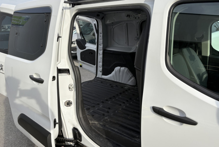 Peugeot Partner  1.5 BlueHDi 16V FAP BVM6 100 cv 650KG ASPHALT