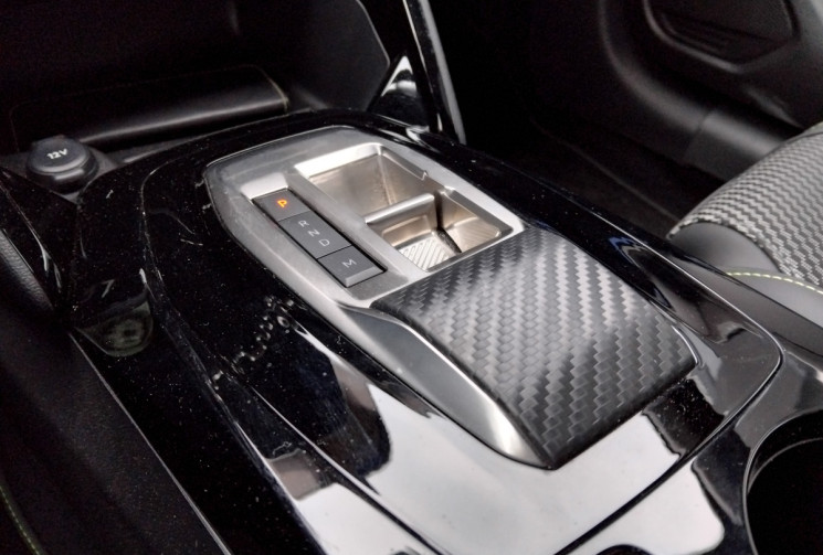 Peugeot 208 1.2 Hybrid 100 GT e-DCS6