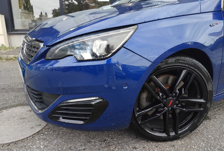 Peugeot 308 SW  2.0 BlueHDi EAT6 S&S 180 GT - Toit panoramique - Caméra de recul