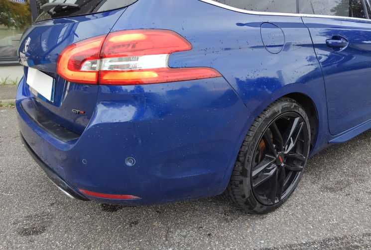 Peugeot 308 SW  2.0 BlueHDi EAT6 S&S 180 GT - Toit panoramique - Caméra de recul