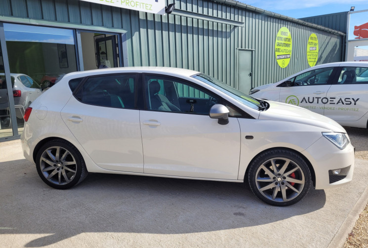 SEAT Ibiza 1.6 TDI 105 CH FR