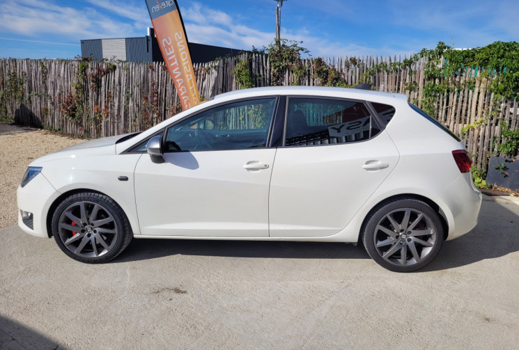 SEAT Ibiza 1.6 TDI 105 CH FR