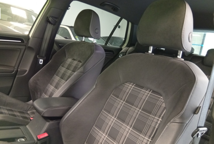 Volkswagen Golf GTD 2.0 184 cv + TOIT CARBONE