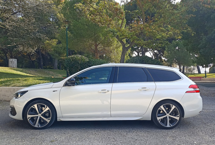 Peugeot 308 SW 1.6 L 225 CH - EAT8 - GT - Camera - Carplay - Chaine distrib - Gtie Peugeot