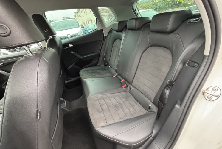 SEAT ARONA 1.6 TDI / 95 CH / URBAN