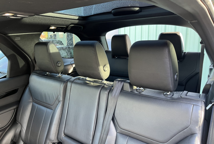 Land-Rover Discovery  III (L462) 2.0 Sd4 240ch VICTORINOX