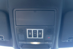 Land-Rover Discovery  III (L462) 2.0 Sd4 240ch VICTORINOX