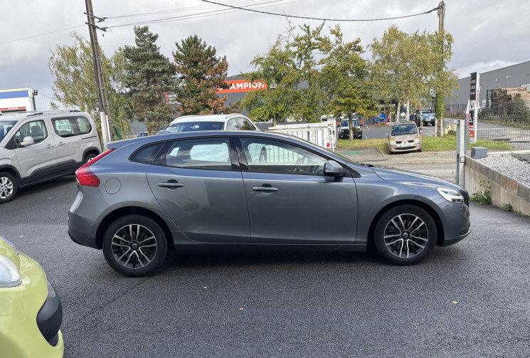 Volvo V40  2.0 Ti 16V 122 cv MOMENTUM BUSINESS