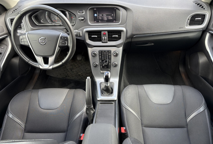 Volvo V40  2.0 Ti 122 CV T2 MOMENTUM BUSINESS