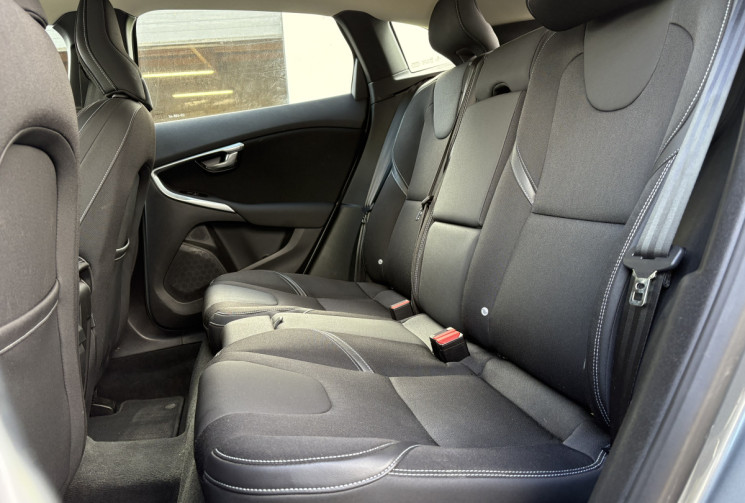 Volvo V40  2.0 Ti 16V 122 cv MOMENTUM BUSINESS