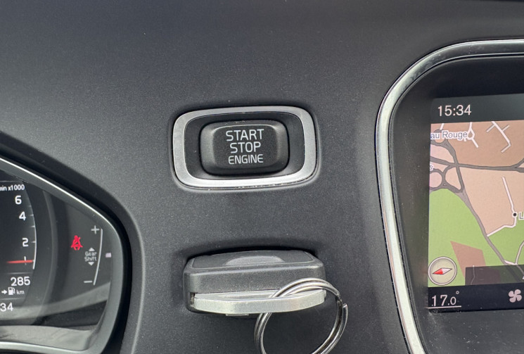 Volvo V40  2.0 Ti 16V 122 cv MOMENTUM BUSINESS