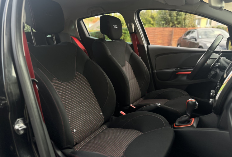 Renault Clio IV RS 1.6 16V Turbo EDC6 200 cv Boîte auto