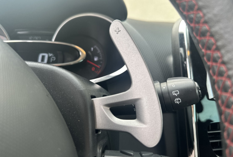Renault Clio IV RS 1.6 16V Turbo EDC6 200 cv Boîte auto